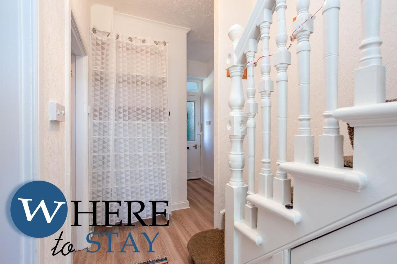 Bright 2Bed Apartment In Galashiels City Centre Bagian luar foto